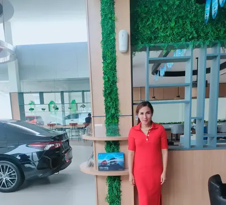sales toyota tangerang